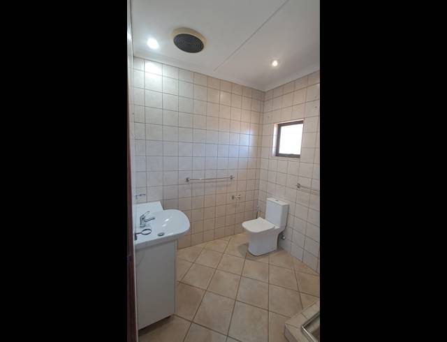 4 BEDROOM HOUSE TO LET IN PANORAMA